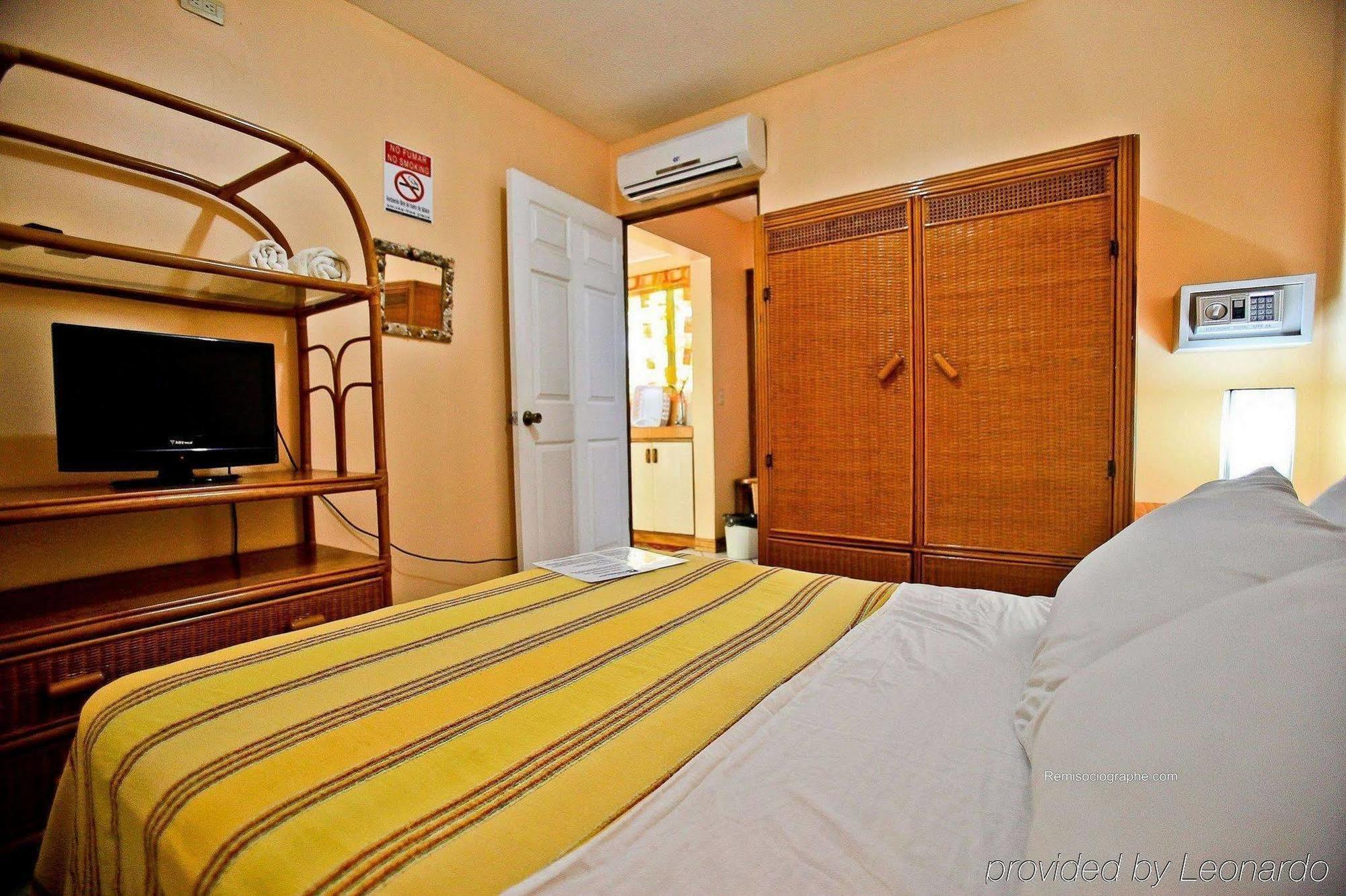 ลา โดลเช บีตา Aparthotel เอสเตรีโญส ภายนอก รูปภาพ